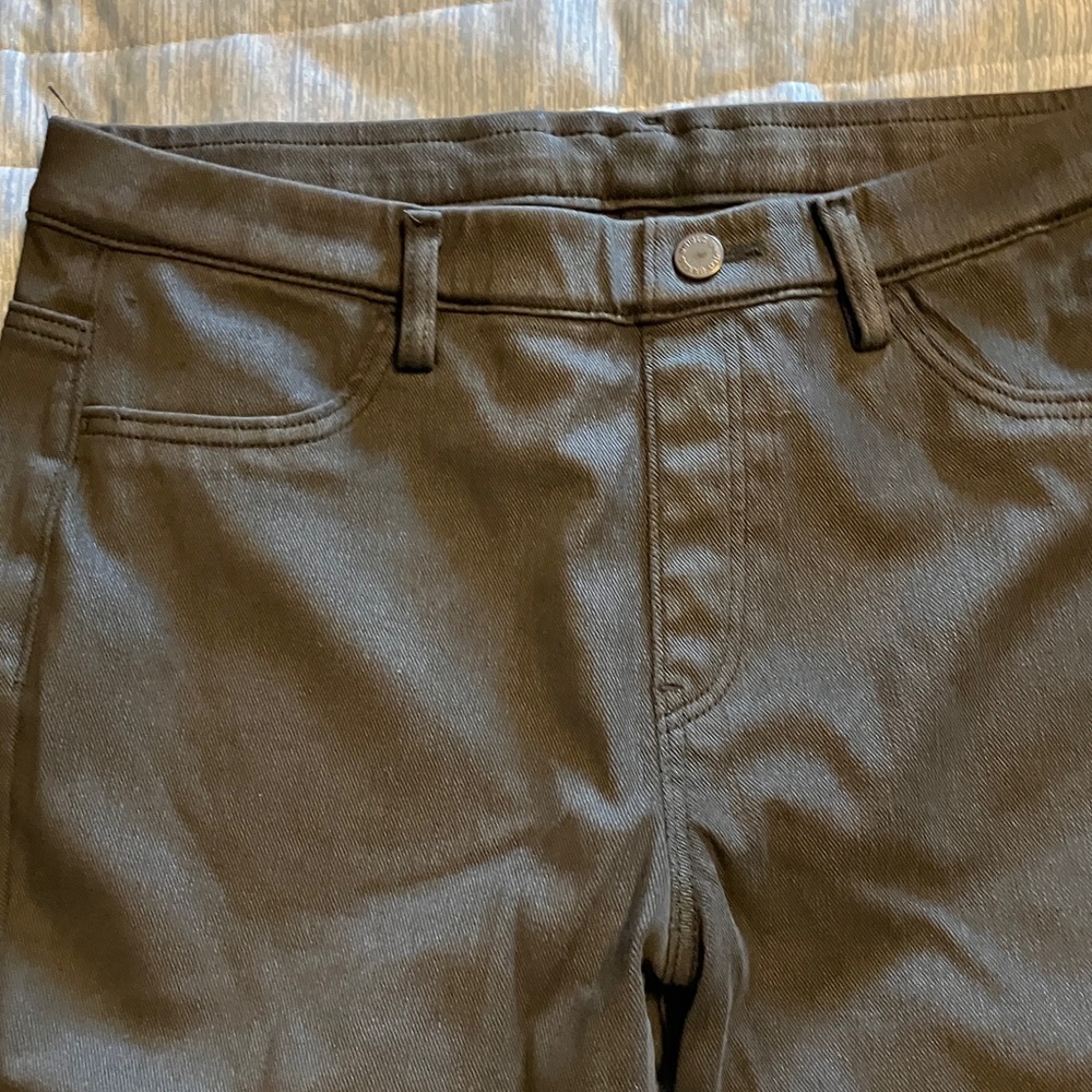 Uniqlo Women's Straight Leg Jeans - Dark Gray